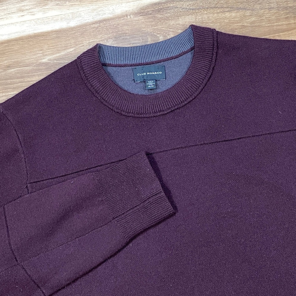 Club Monaco Sweater Mens M Minimalist Merino Wool Blend Crewneck Burgundy Purple